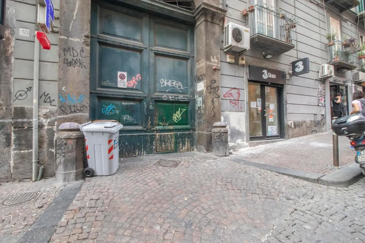 A I R Sant'Anna Bed & Breakfast Naples