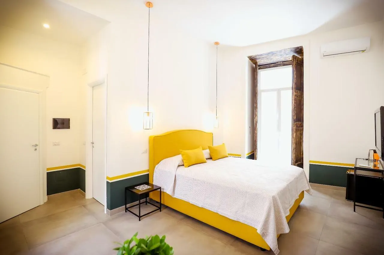 A I R Sant'Anna Bed & Breakfast Naples Italy
