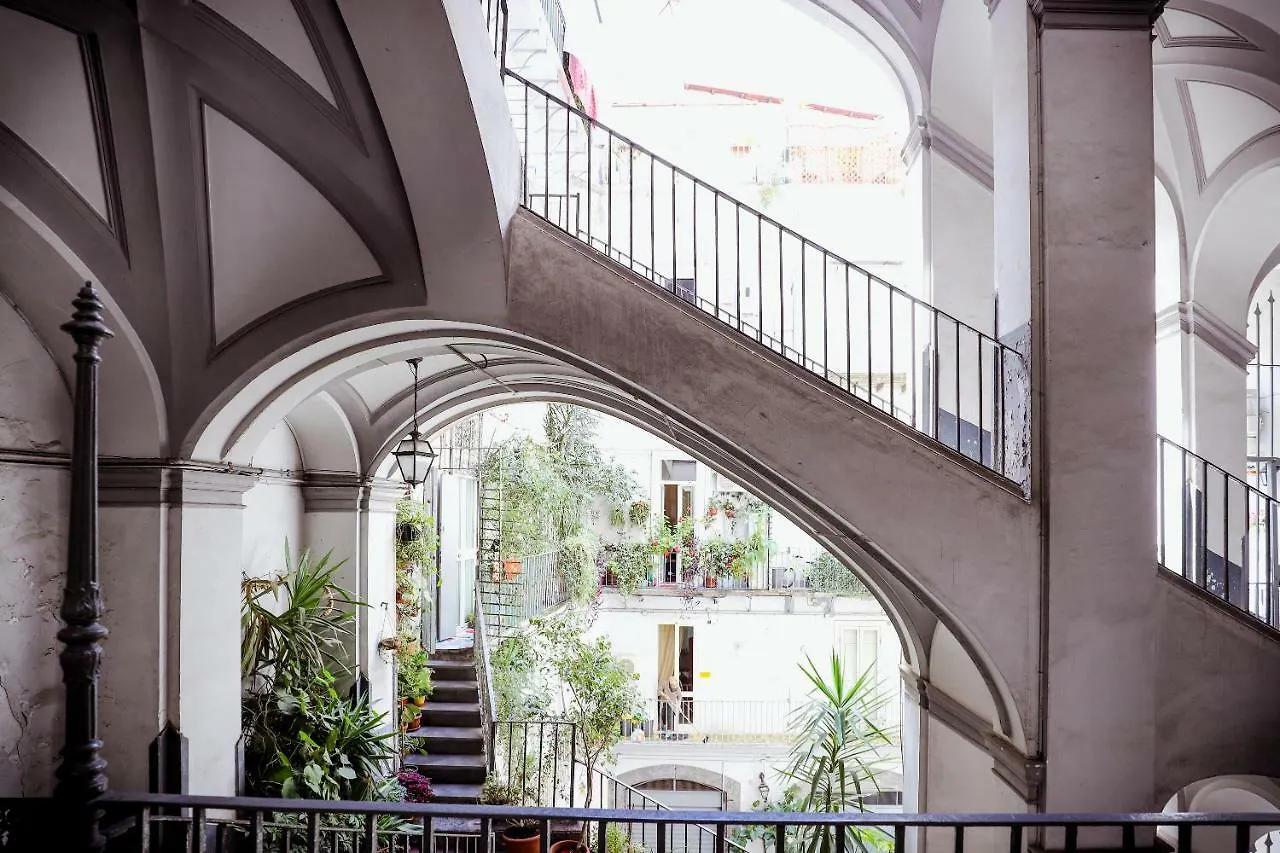 A I R Sant'Anna Bed & Breakfast Naples